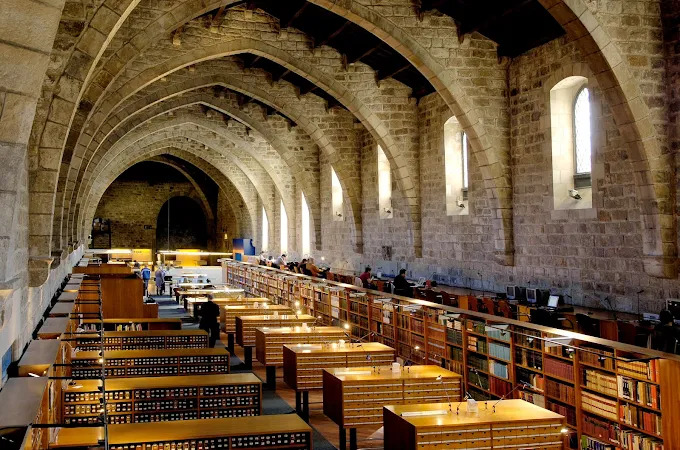 Descubriendo el Raval: Biblioteca Nacional de Cataluña