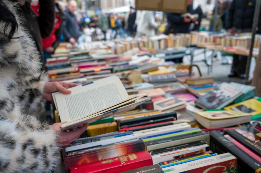 Librerías de segunda mano en Barcelona para descubrir libros con historia