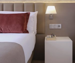 Deluxe room details Deluxe room details